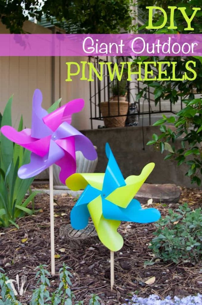 Image of garden pinwheels - a fun craft idea for kids 