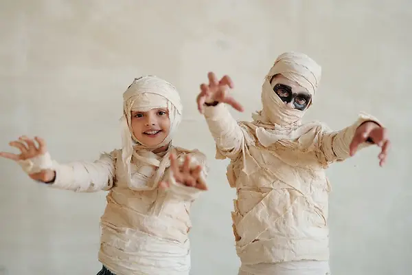 halloweenactivitiesforschoolstohavefun Kids dressed up in Egyptian Mummy costumes