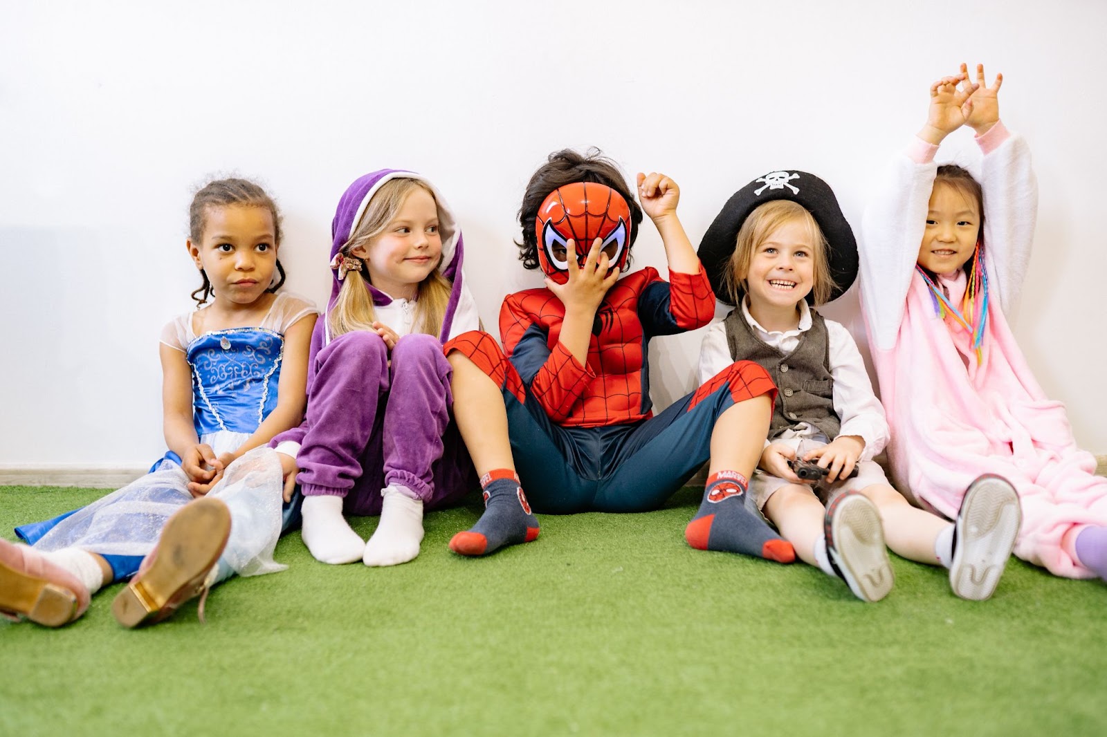 Incy Wincy Spider and More Nursery Rhymes for children!