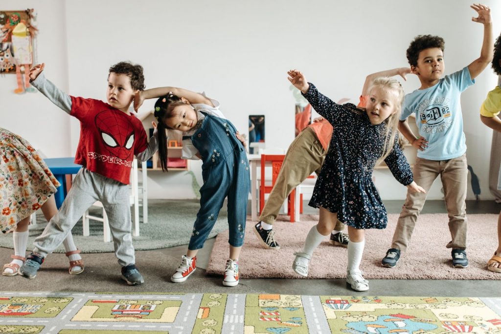 Kids dancing in class