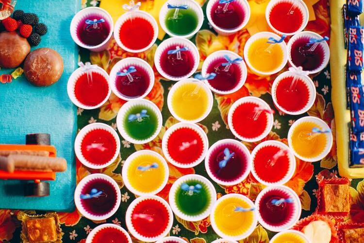 Jelly cups with toys