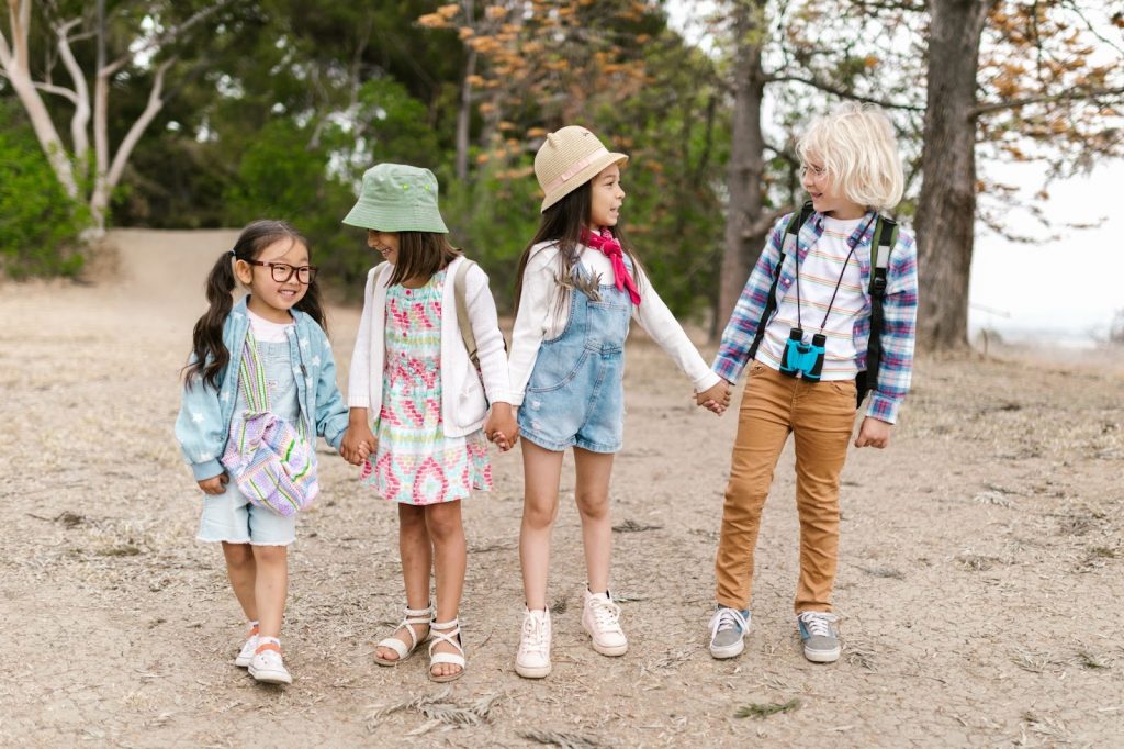 A Bunch of girls holding hands