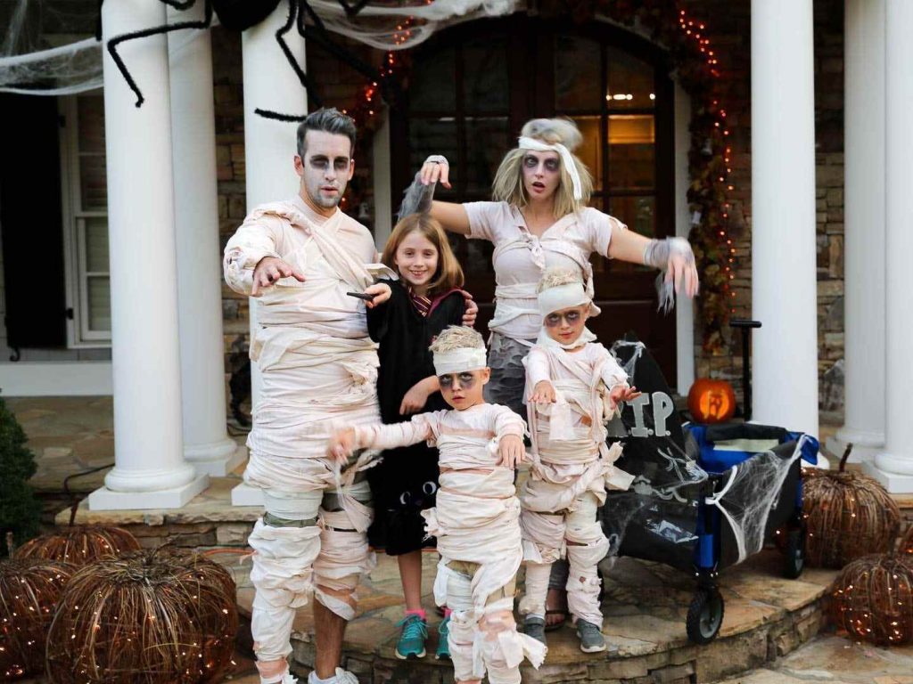 Family dressed in mummy costume