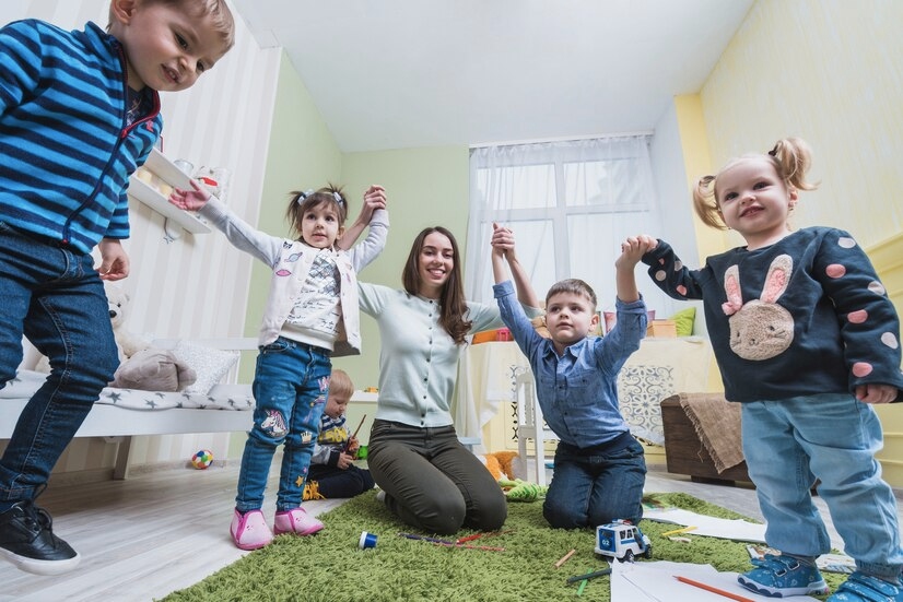 Teachers and Kids Celebrating Kids' Efforts in the Classroom