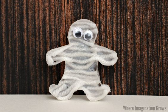 A DIY threaded mummy