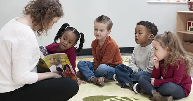 Kids reading story